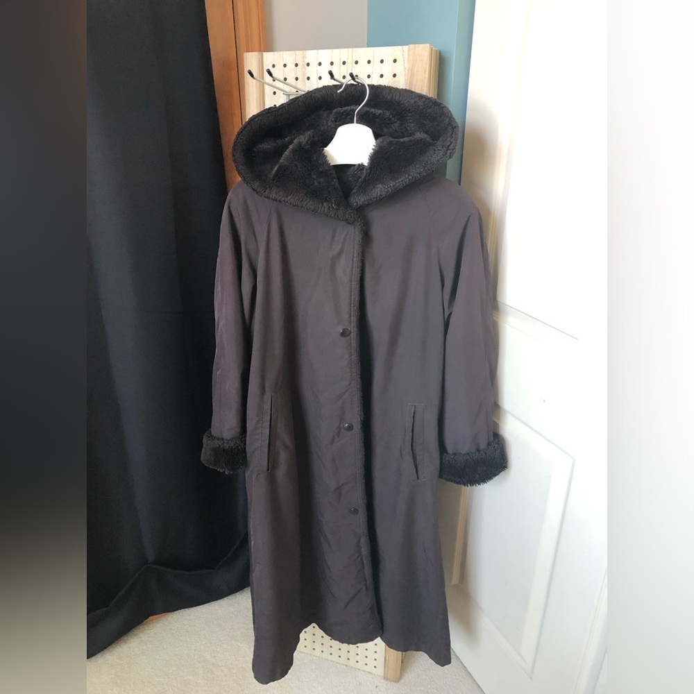 Drizzle Size 4 Petite Vintage Faux Fur Trench Coat in Chocolate Brown